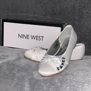 Girls white Dress shoes, Sz2 by Nine West,BNNW